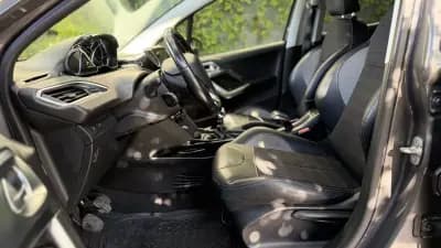 Vendo Peugeot 2008 2018 - 12500 EUR, 103370 km - AUTO.MOTO.pt