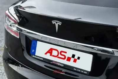 Vendo Tesla Model S 2014 - 22000 EUR, 251000 km - AUTO.MOTO.pt