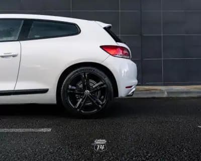 Vendo Volkswagen Scirocco 2013 - 16990 EUR, 153299 km - AUTO.MOTO.pt