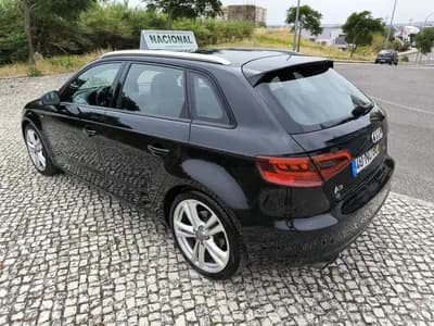 Vendo Audi A3 Sportback 2013 - 14950 EUR, 255105 km - AUTO.MOTO.pt