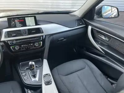Vendo BMW 318 2015 - 13900 EUR, 260000 km - AUTO.MOTO.pt