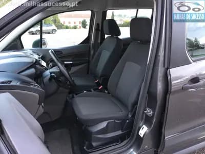 Sell Ford Tourneo Connect 2020 - 19980 EUR, 108000 km - AUTO.MOTO.pt