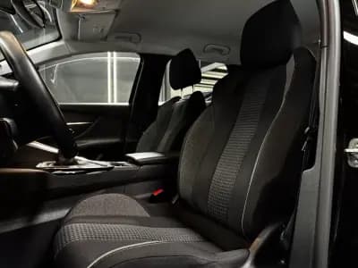 Vendo Peugeot 3008 2021 - 19990 EUR, 107500 km - AUTO.MOTO.pt