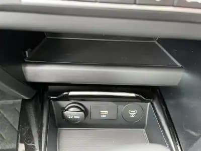 Sell Kia XCeed 2025 - 29750 EUR, 1000 km - AUTO.MOTO.pt