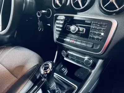 Vendo Mercedes-Benz A 180 2013 - 13990 EUR, 144369 km - AUTO.MOTO.pt