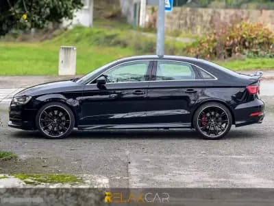 Vendo Audi S3 Limousine 2014 - 25500 EUR, 205000 km - AUTO.MOTO.pt