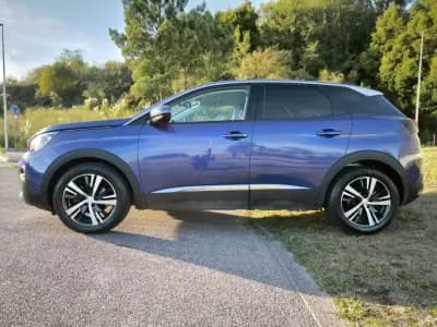 Vendo Peugeot 3008 2018 - 15992 EUR, 65181 km - AUTO.MOTO.pt