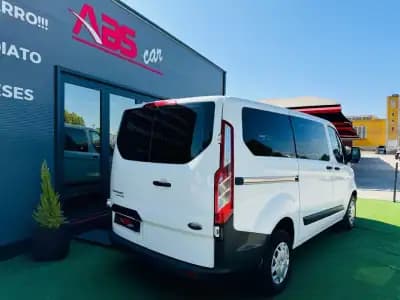 Vendo Ford Transit Custom 2016 - 24500 EUR, 217344 km - AUTO.MOTO.pt