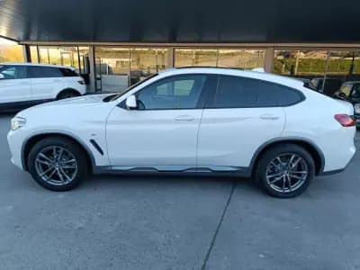 Sell BMW X4 2018 - 49000 EUR, 90000 km - AUTO.MOTO.pt