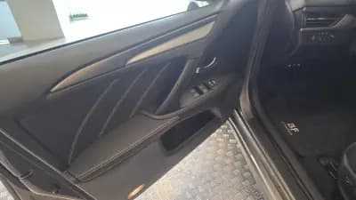 Vendo Toyota Avensis Touring Sports 2016 - 14900 EUR, 212217 km - AUTO.MOTO.pt