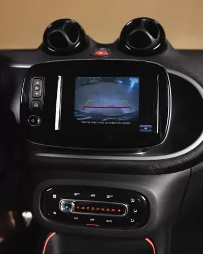 Sell Smart Fortwo Cabrio 2020 - 15450 EUR, 45000 km - AUTO.MOTO.pt