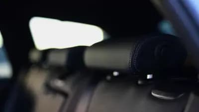 Sell BMW 320 2020 - 29999 EUR, 166000 km - AUTO.MOTO.pt