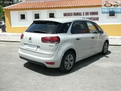 Vendo Citroën C4 Picasso 2017 - 14250 EUR, 154000 km - AUTO.MOTO.pt