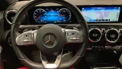 Vendo Mercedes-Benz A 250 Limousine 2022 - 28990 EUR, 41825 km - AUTO.MOTO.pt