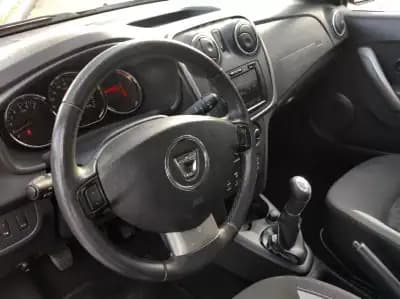 Vendo Dacia Sandero 2014 - 9950 EUR, 161000 km - AUTO.MOTO.pt