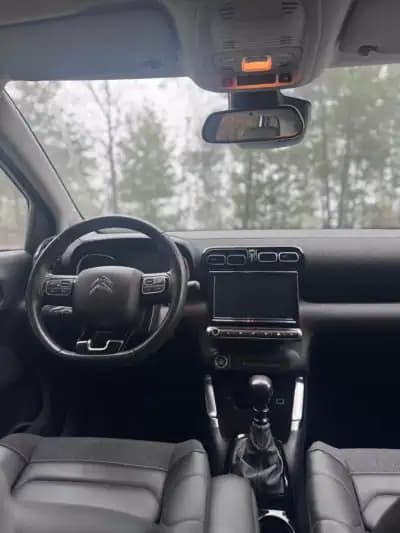 Sell Citroën C3 Aircross 2021 - 15250 EUR, 180999 km - AUTO.MOTO.pt