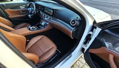 Vendo Mercedes-Benz E 220 2017 - 31500 EUR, 150000 km - AUTO.MOTO.pt