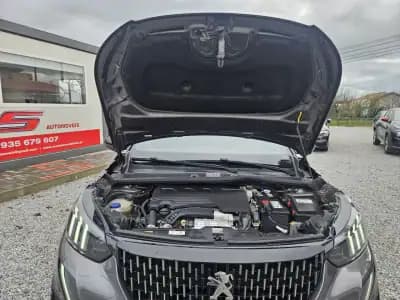 Sell Peugeot 2008 2021 - 19500 EUR, 61150 km - AUTO.MOTO.pt