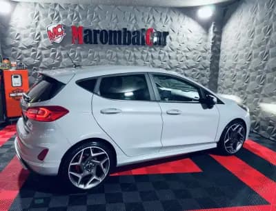 Sell Ford Fiesta 2019 - 21990 EUR, 151232 km - AUTO.MOTO.pt