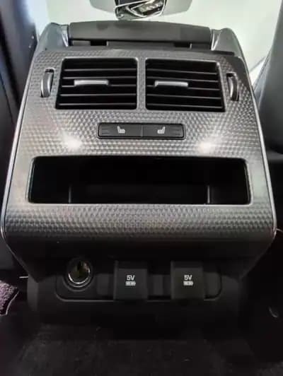 Vendo Land Rover Range Rover Sport 2018 - 42990 EUR, 159000 km - AUTO.MOTO.pt