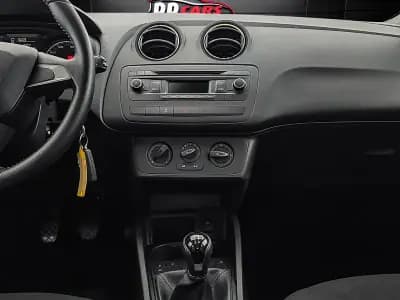 Vendo SEAT Ibiza 2015 - 11950 EUR, 80000 km - AUTO.MOTO.pt