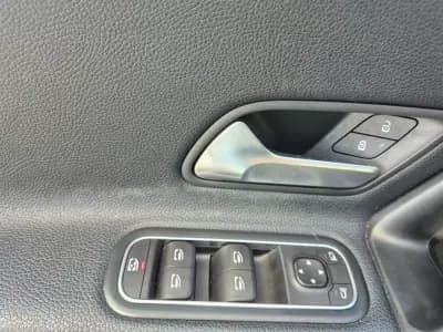 Sell Mercedes-Benz A 180 Limousine 2020 - 21900 EUR, 144925 km - AUTO.MOTO.pt