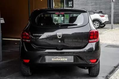 Vendo Dacia Sandero 2018 - 8350 EUR, 91565 km - AUTO.MOTO.pt