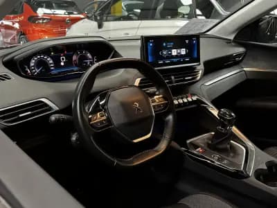 Vendo Peugeot 3008 2021 - 19990 EUR, 107500 km - AUTO.MOTO.pt