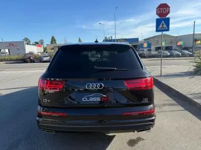 Vendo Audi Q7 2015 - 32900 EUR, 220901 km - AUTO.MOTO.pt