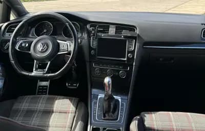 Sell Volkswagen Golf 2013 - 19990 EUR, 191239 km - AUTO.MOTO.pt