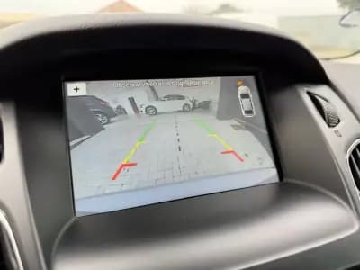 Vendo Ford Focus 2018 - 13850 EUR, 68388 km - AUTO.MOTO.pt