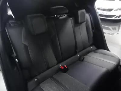 Sell Peugeot 2008 2020 - 18750 EUR, 59000 km - AUTO.MOTO.pt