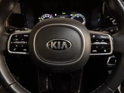 Sell Kia Sorento 2021 - 37900 EUR, 116815 km - AUTO.MOTO.pt