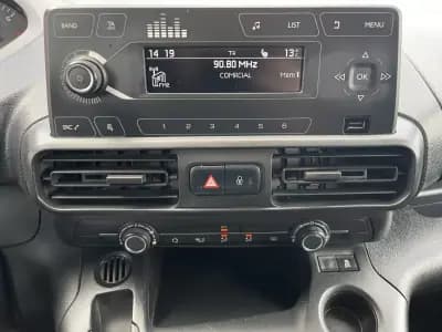 Vendo Peugeot Partner 1.5 BlueHDi Pro Standard 2021 - 14490 EUR, 121725 km - AUTO.MOTO.pt