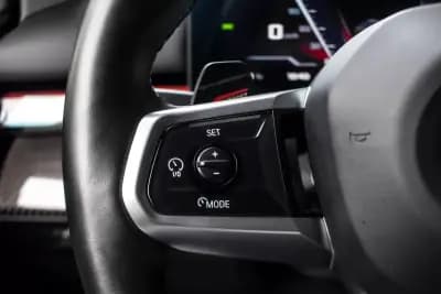 Vendo BMW i5 2023 - 79900 EUR, 17145 km - AUTO.MOTO.pt