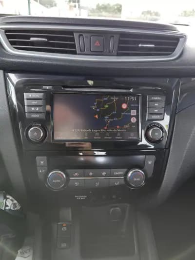 Vendo Nissan Qashqai 2019 - 19900 EUR, 129702 km - AUTO.MOTO.pt