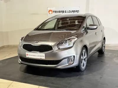 Sell Kia Carens 2016 - 16500 EUR, 115211 km - AUTO.MOTO.pt