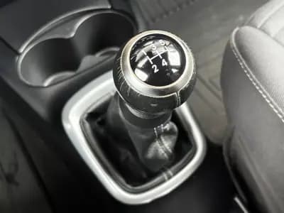 Sell Toyota Yaris 2017 - 11990 EUR, 110000 km - AUTO.MOTO.pt