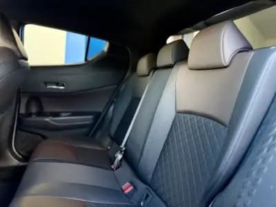 Vendo Toyota C-HR 2019 - 23950 EUR, 95000 km - AUTO.MOTO.pt