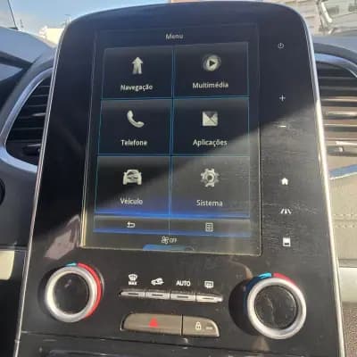 Vendo Renault Espace 2015 - 18950 EUR, 122067 km - AUTO.MOTO.pt