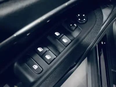 Vendo Fiat 600 2025 - 23800 EUR, 17707 km - AUTO.MOTO.pt