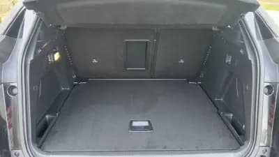 Vendo Peugeot 3008 2021 - 21800 EUR, 67000 km - AUTO.MOTO.pt