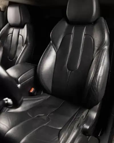 Sell Land Rover Range Rover Evoque 2013 - 20450 EUR, 180000 km - AUTO.MOTO.pt