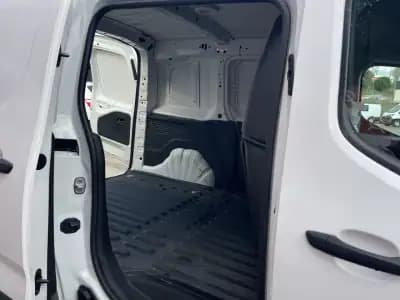 Vendo Peugeot Partner 1.5 BlueHDi Pro Standard 2021 - 14490 EUR, 121725 km - AUTO.MOTO.pt