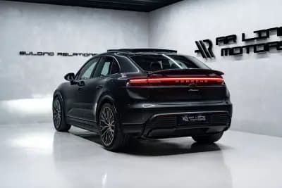 Sell Porsche Macan 2024 - 87950 EUR, 16000 km - AUTO.MOTO.pt