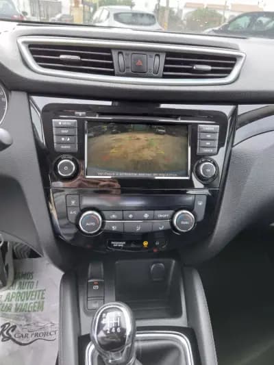 Sell Nissan Qashqai 2021 - 21900 EUR, 115317 km - AUTO.MOTO.pt