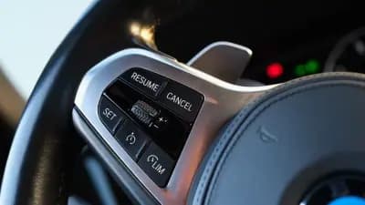 Sell BMW 320 2020 - 29999 EUR, 166000 km - AUTO.MOTO.pt