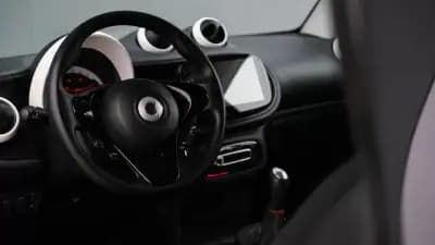 Vendo Smart Fortwo Cabrio 2017 - 11200 EUR, 73000 km - AUTO.MOTO.pt