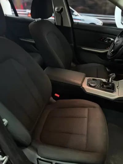 Sell BMW 318 2020 - 26900 EUR, 110000 km - AUTO.MOTO.pt