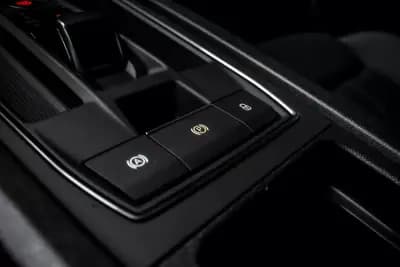 Sell Cupra Leon 2024 - 44990 EUR, 21773 km - AUTO.MOTO.pt